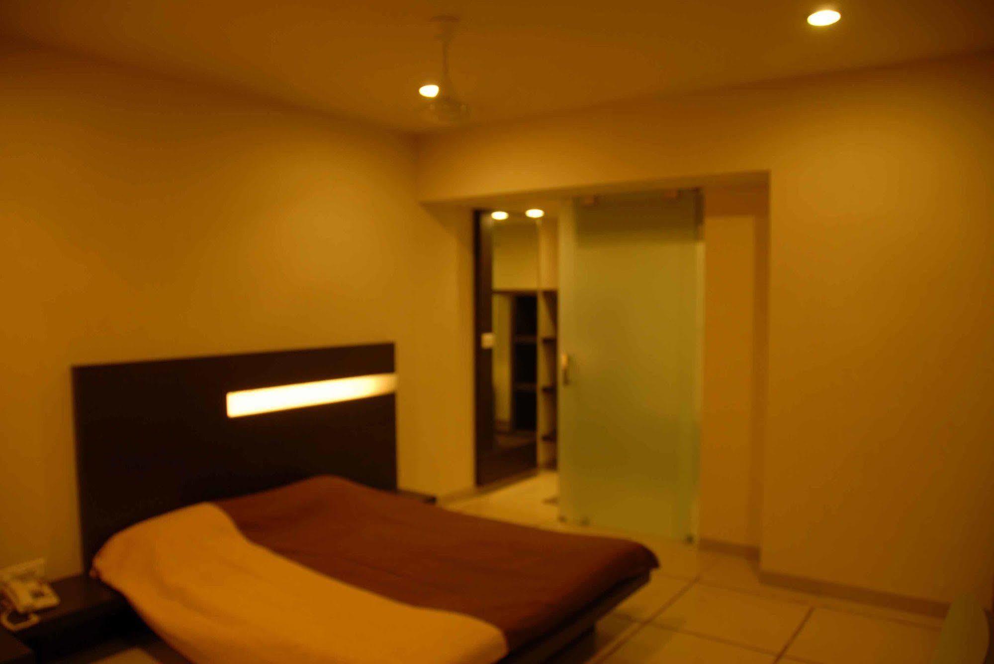 Silver Sands Beach Resort Daman Exteriér fotografie